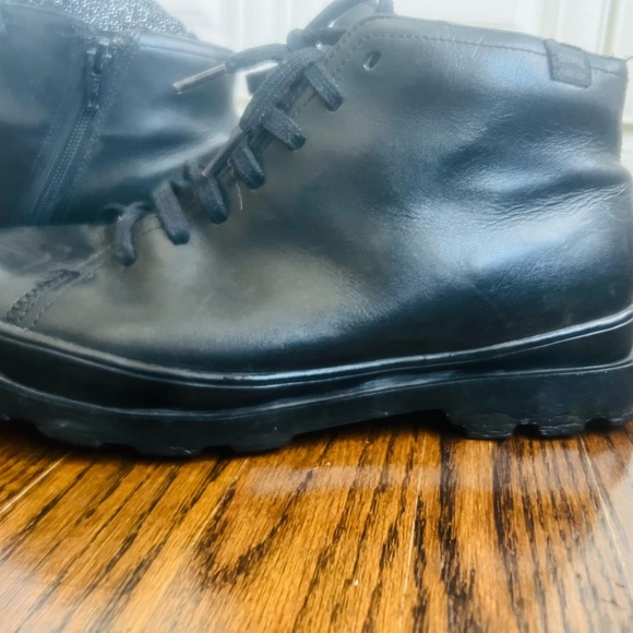 Camper leather sneakers/ankle black boot  size 39 in good condition. - Picture 5 of 6